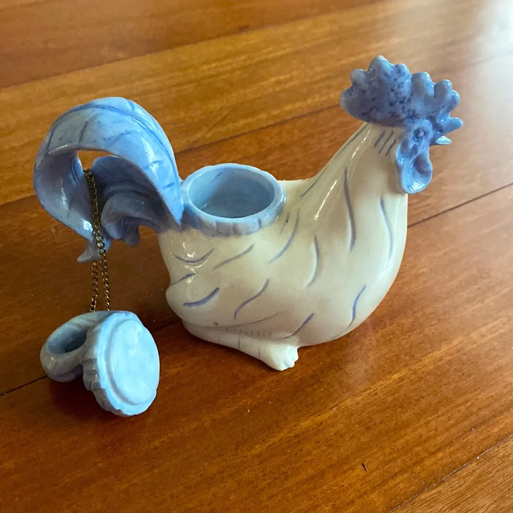 Nini Rooster Vintage Teapot EUC with Chain Hand Painted White & Blue